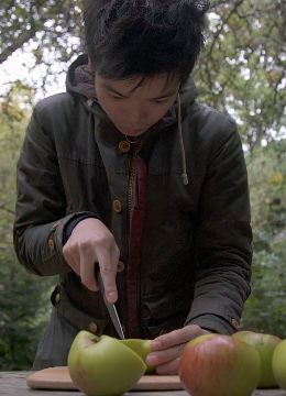 Derek Man &ldquo;What Do You See, Old Apple Tree?&rdquo;