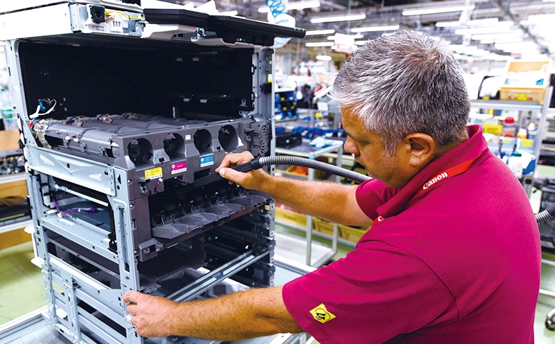 The remanufacturing process at Canon Giessen