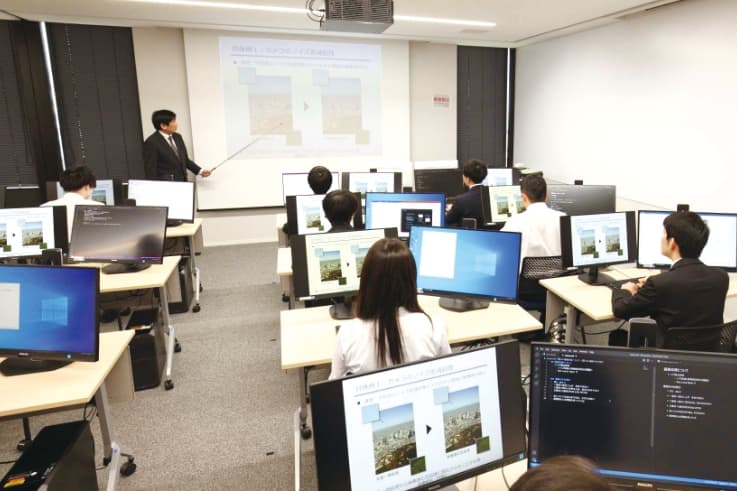 Software engineer training at CIST