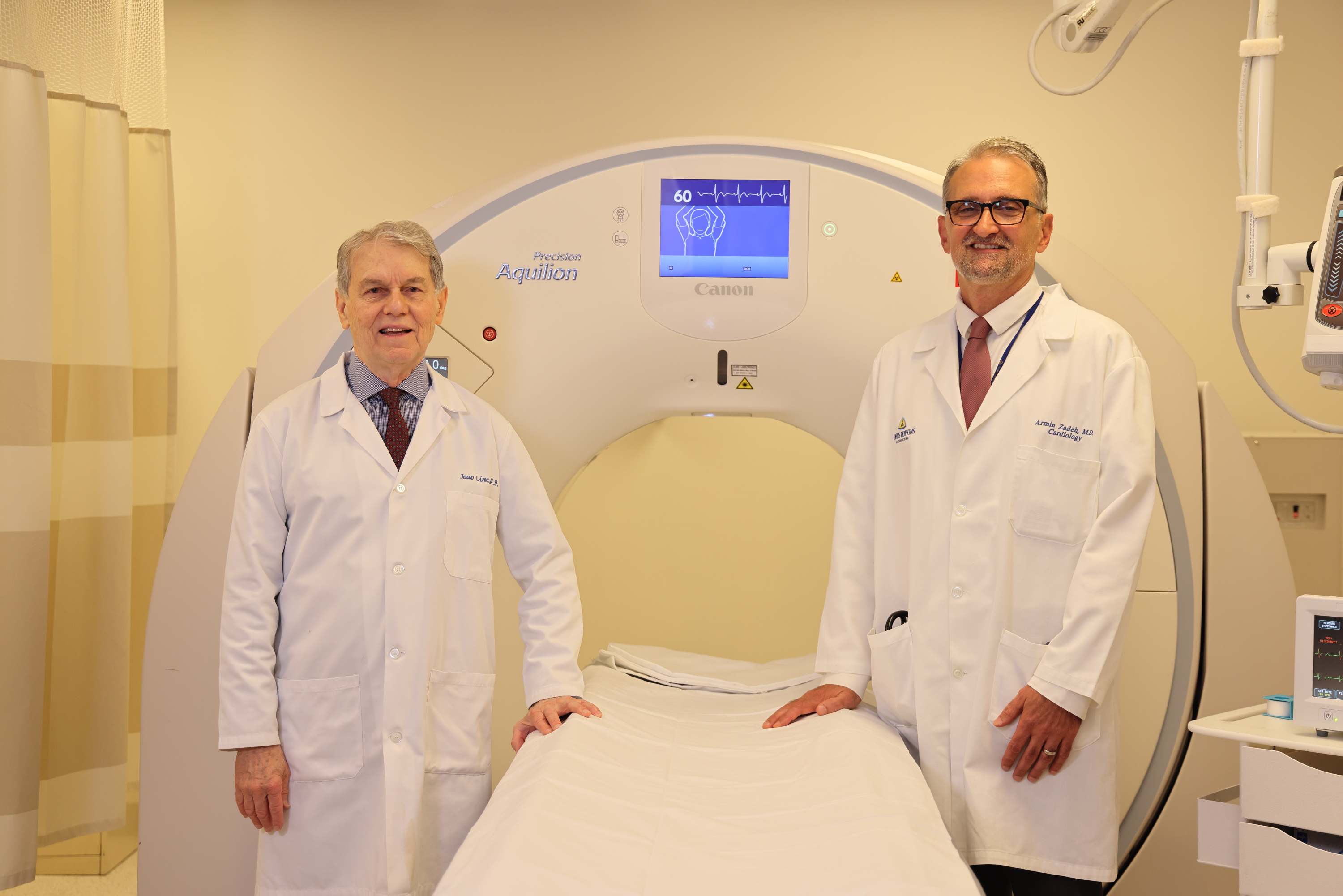 A group photo of the doctors at the Johns Hopkins Hospital.