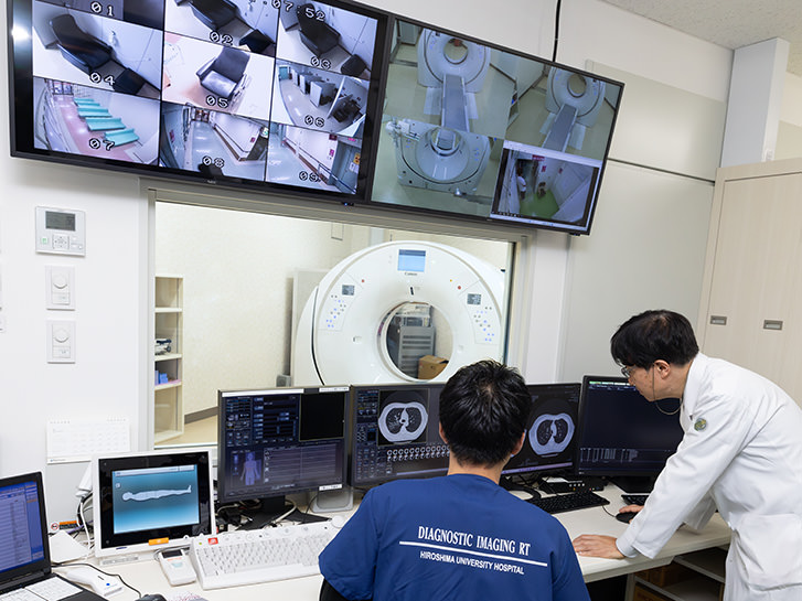 Checking images obtained using PCCT