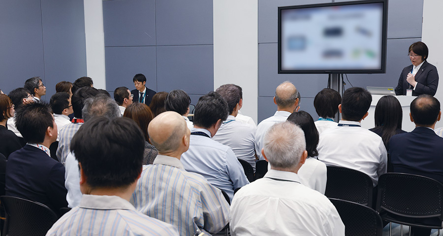 表彰案件共有会の様子